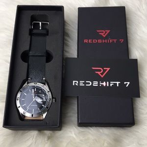 Men’s red shift 7 leather band wrist watch new